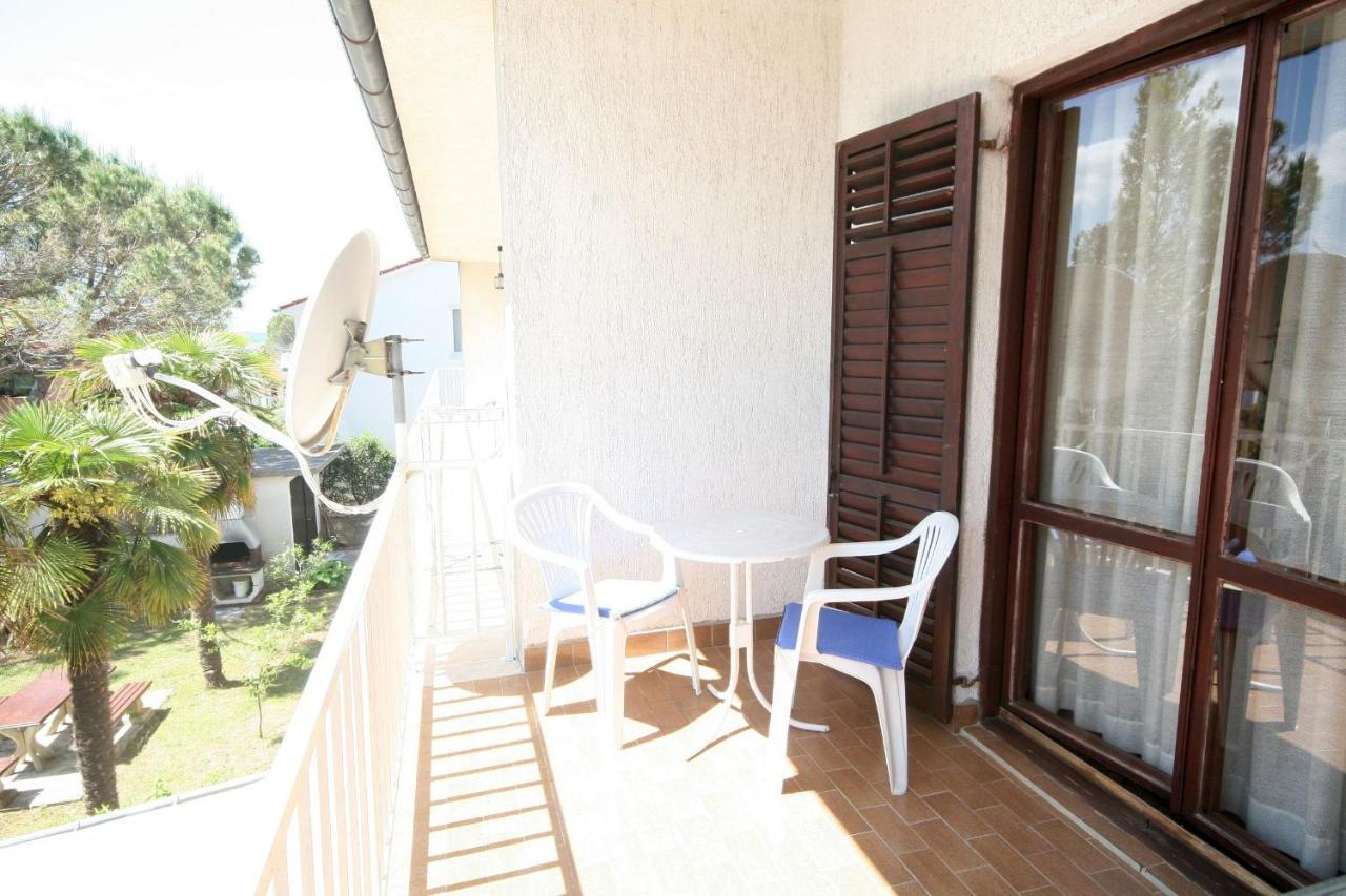 Apartment Simunec Malinska Exteriér fotografie