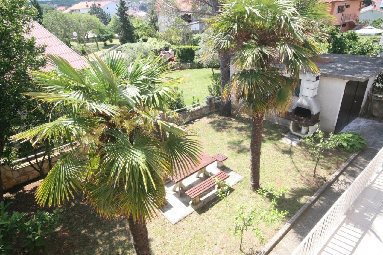 Apartment Simunec Malinska Pokoj fotografie