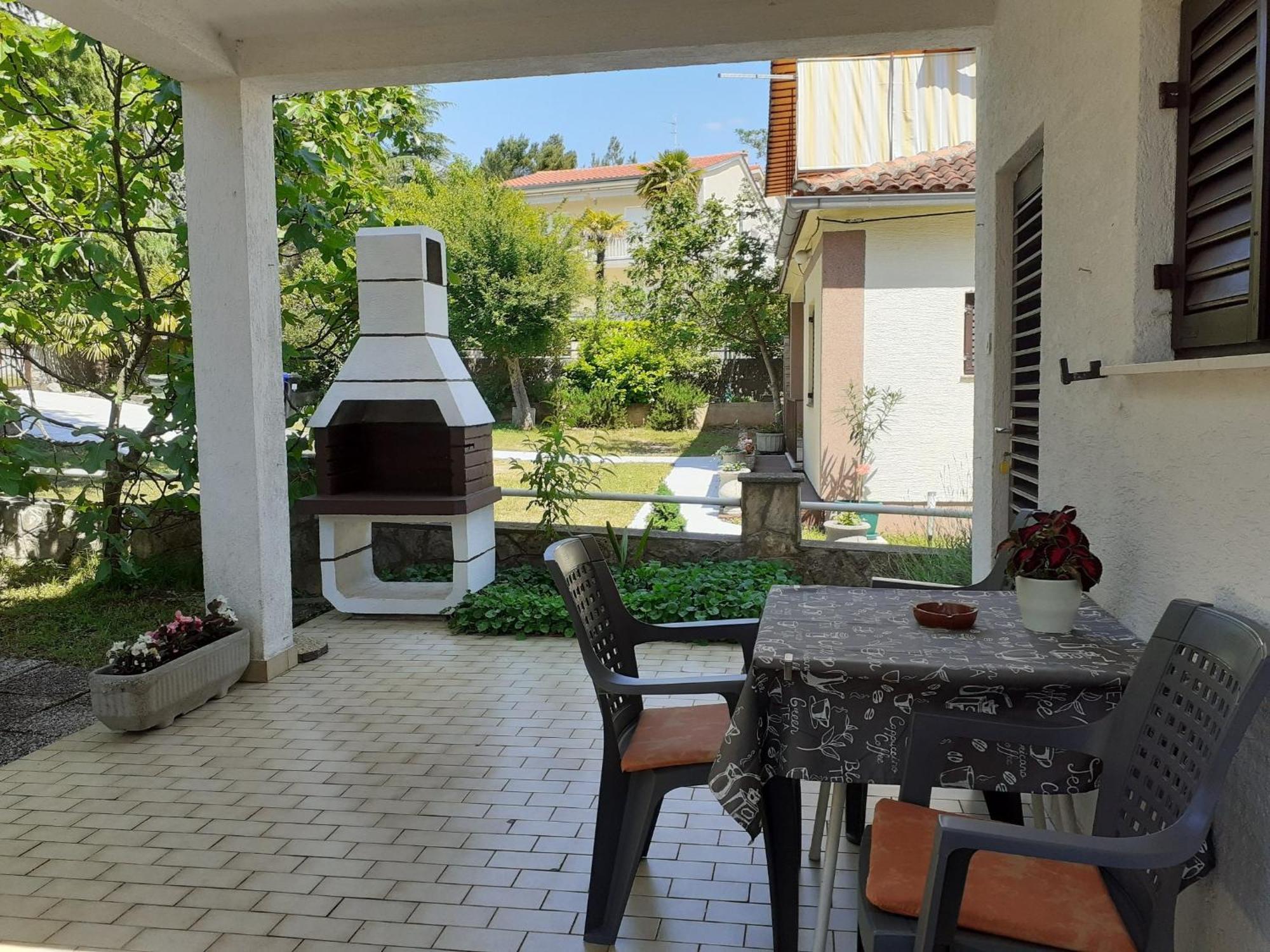 Apartment Simunec Malinska Pokoj fotografie